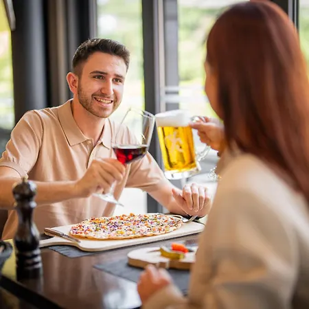 מלון Swiss Heidi