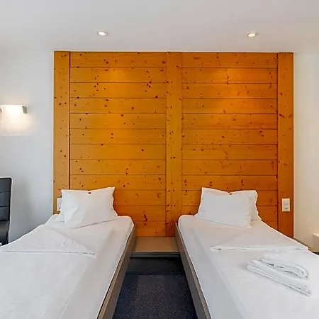 Hotel Swiss Heidi 3*