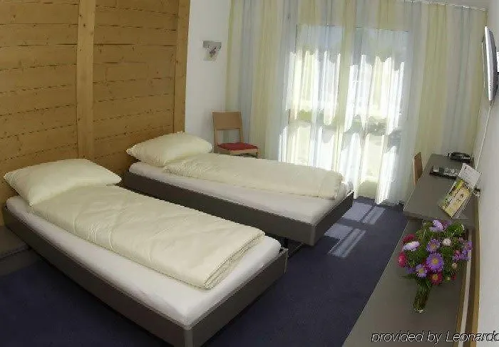 Hotel Swiss Heidi 3*