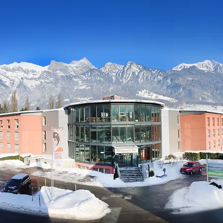 Otel Swiss Heidi Maienfeld